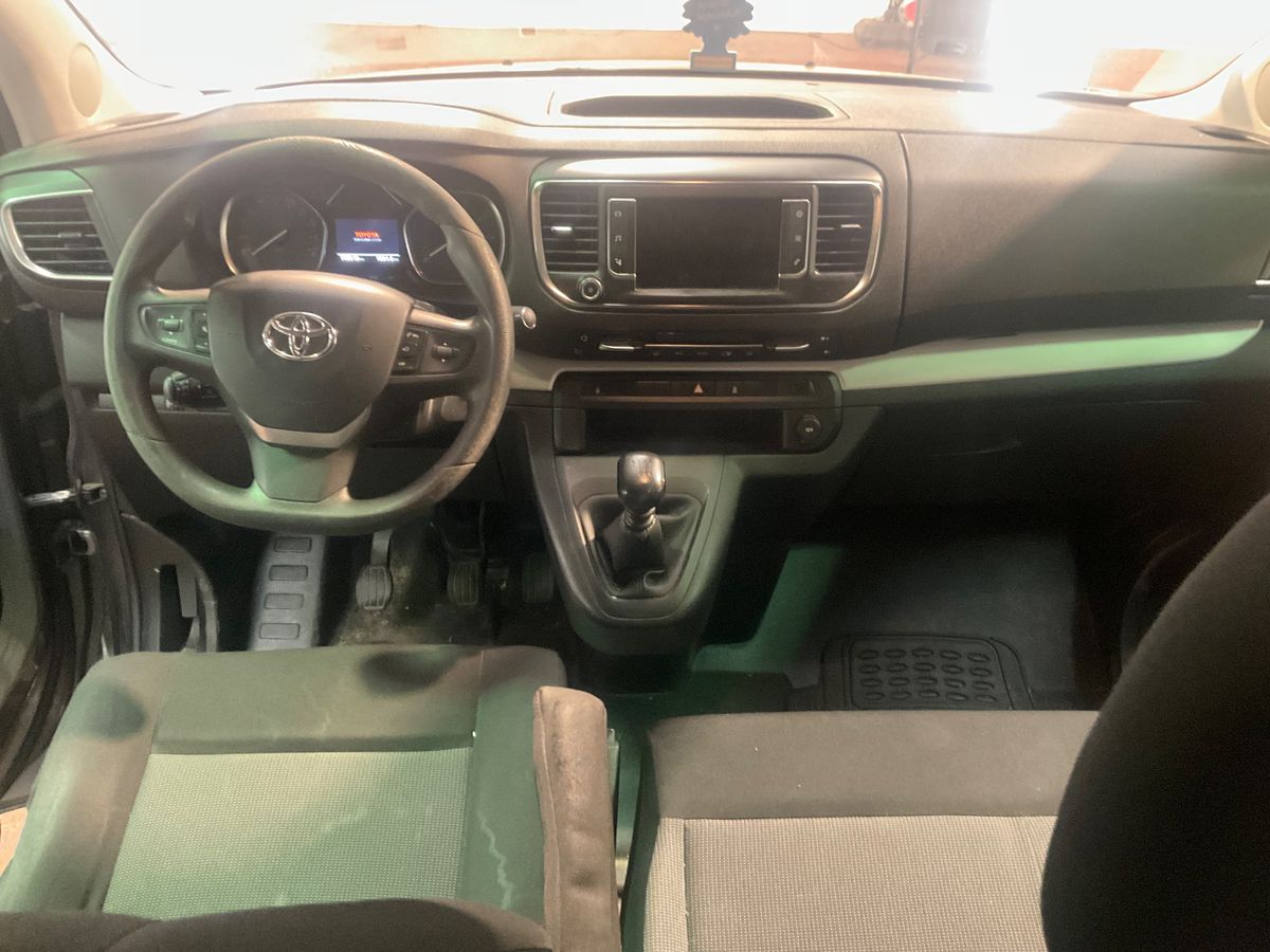 Toyota ProAce 2016 — photo 18