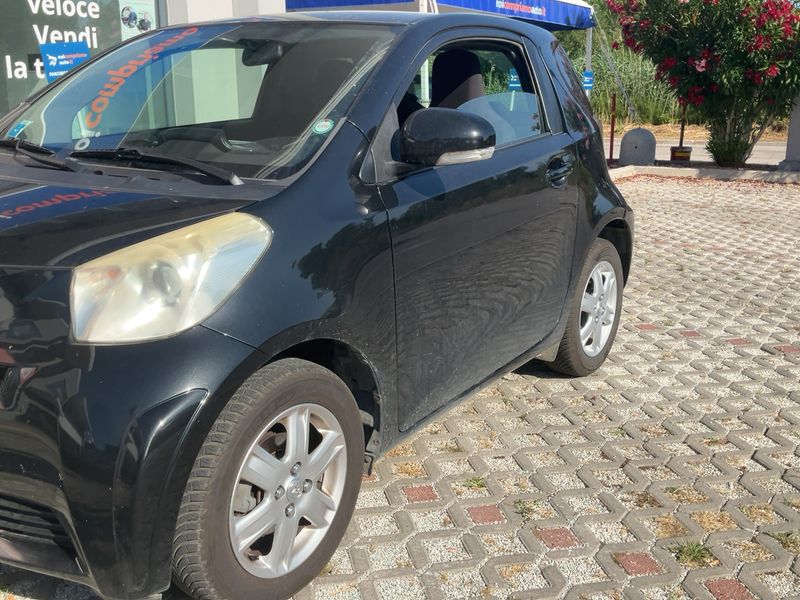 Toyota iQ 1.0 VVT-i — zdjęcie 2