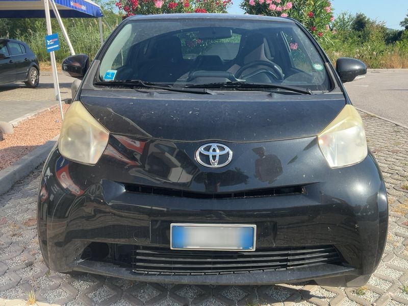 Toyota iQ 1.0 VVT-i — zdjęcie 9