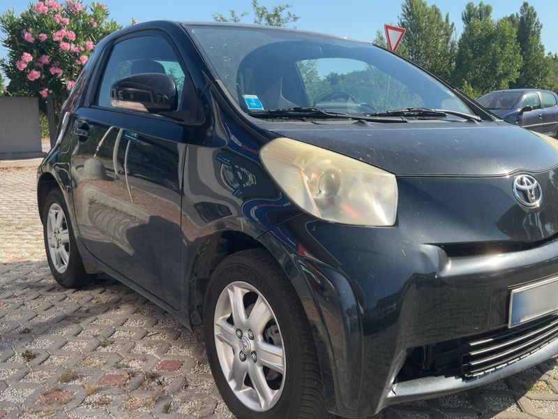 Toyota iQ 1.0 VVT-i — zdjęcie 8