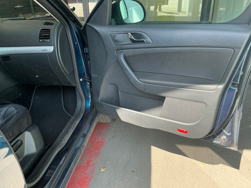 Skoda Yeti 2.0 TDI Edition 2015 – снимка 32