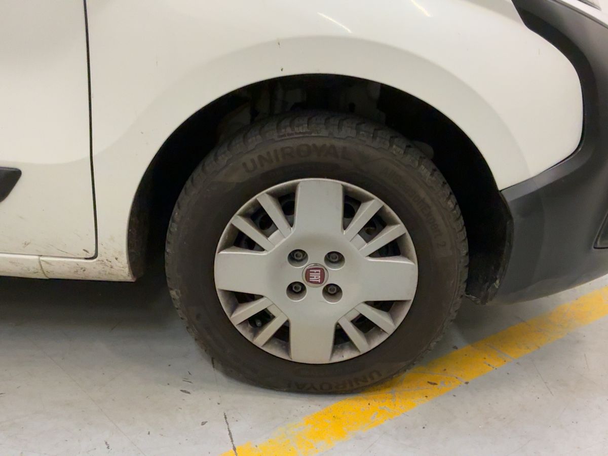 Fiat Fiorino 2019 — photo 12