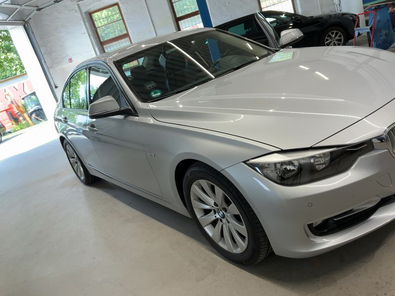 BMW 3er 316i 2012 – снимка 12