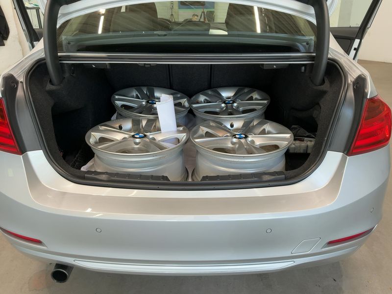 BMW 3er 316i 2012 – снимка 15