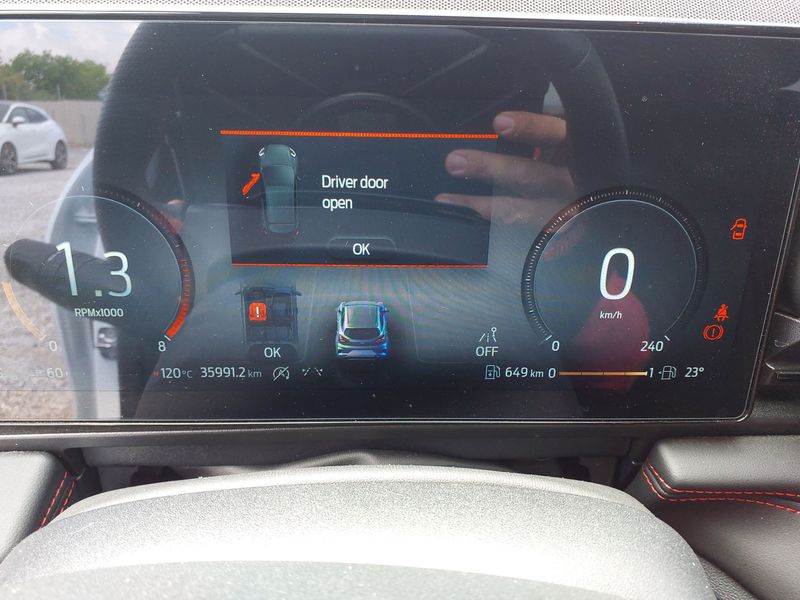 Ford Puma 1.0 EcoBoost Mild-Hybrid ST-Line — zdjęcie 11