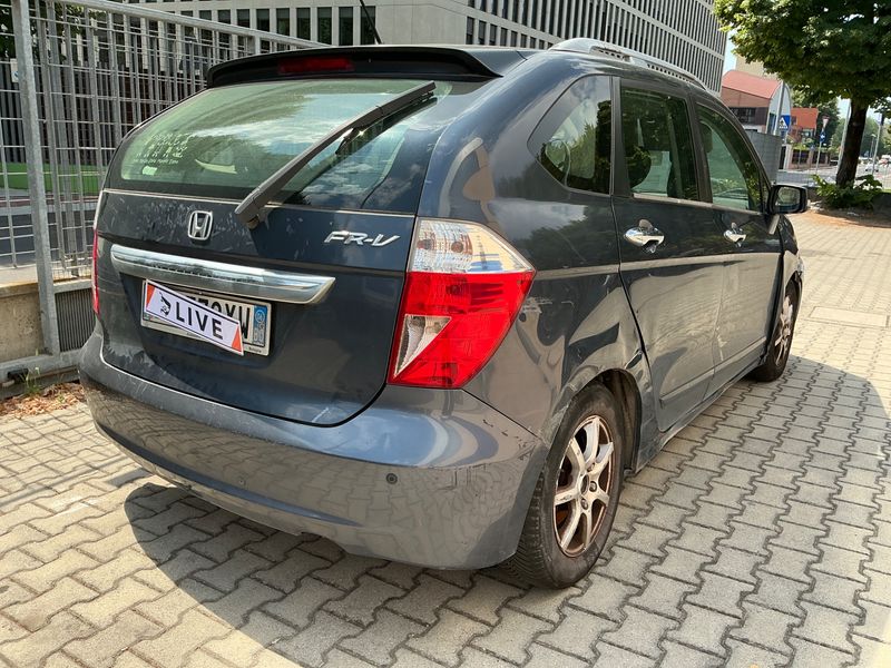 Honda FR-V 1.7 Comfort — zdjęcie 2