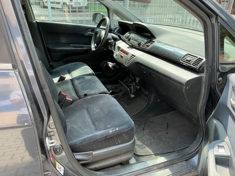 Honda FR-V 1.7 Comfort — zdjęcie 3