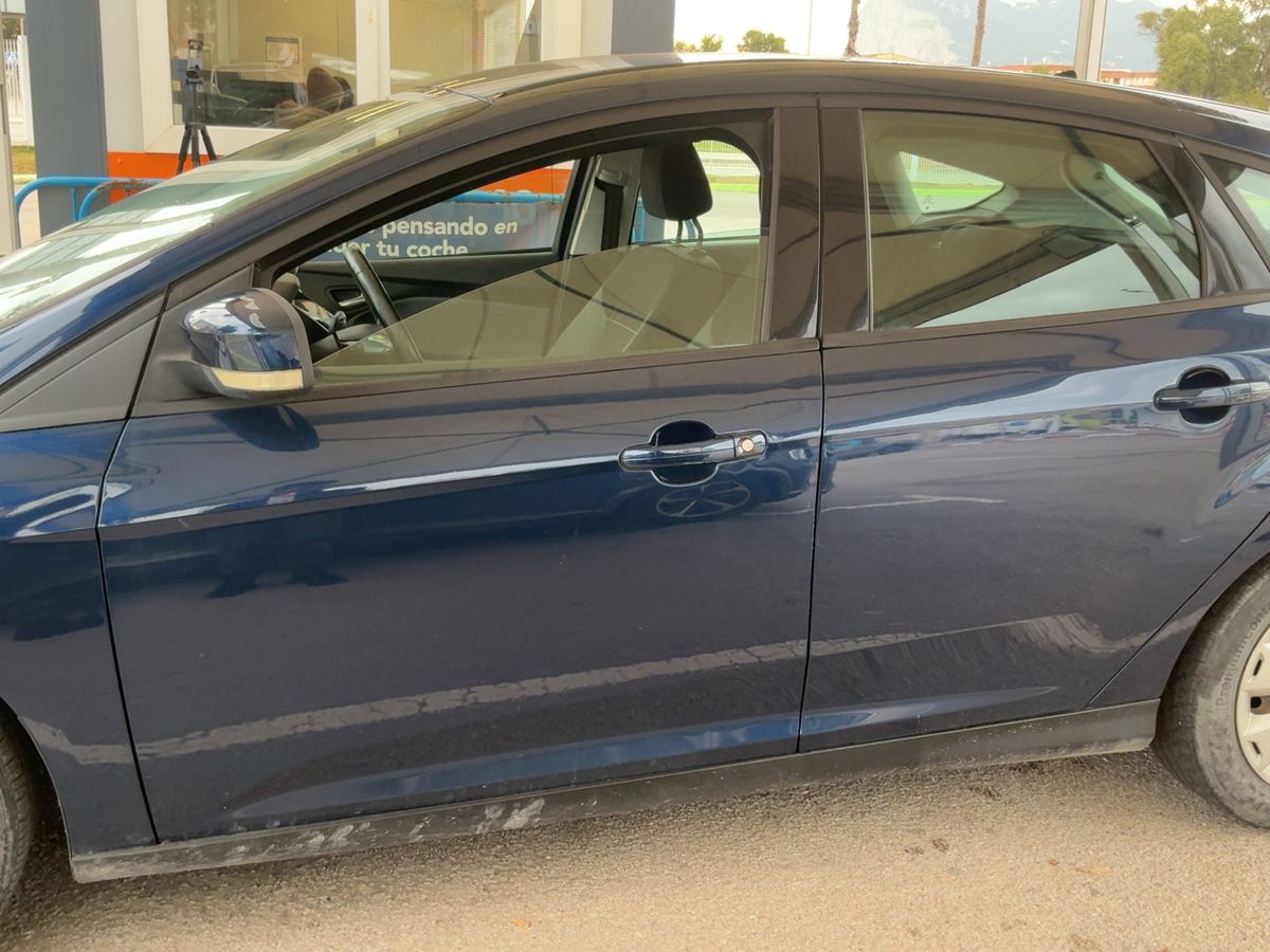 Ford Focus 2012 — photo 5