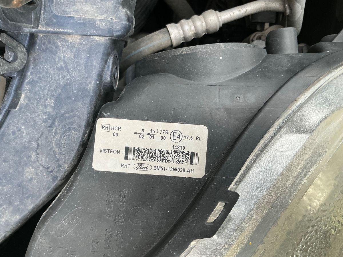 Ford Focus 2012 — photo 32