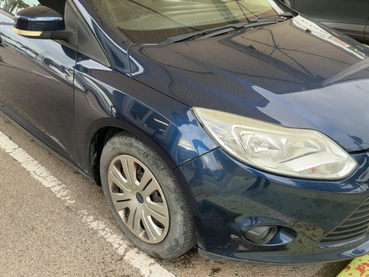 Ford Focus 2012 — photo 13