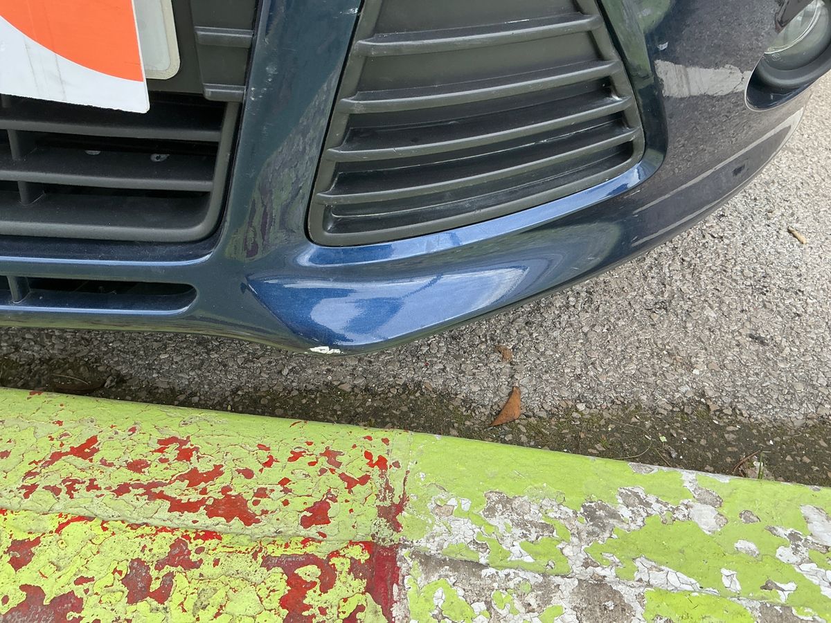 Ford Focus 2012 — photo 3