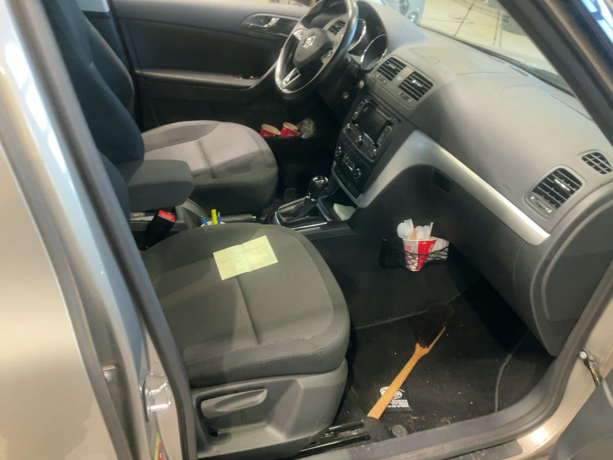 Skoda Yeti 2014 — photo 18