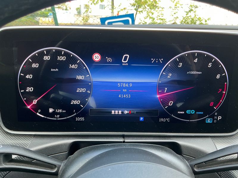 Mercedes-Benz C-Klasse C 180 Mild-Hybrid T AMG Line — zdjęcie 13