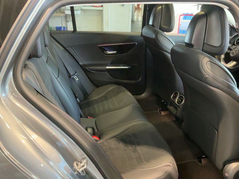 Mercedes-Benz C-Klasse C 180 Mild-Hybrid T AMG Line — zdjęcie 14