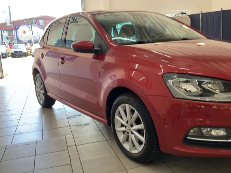Volkswagen Polo 1.2 TSI Lounge BlueMotion Tech — zdjęcie 8