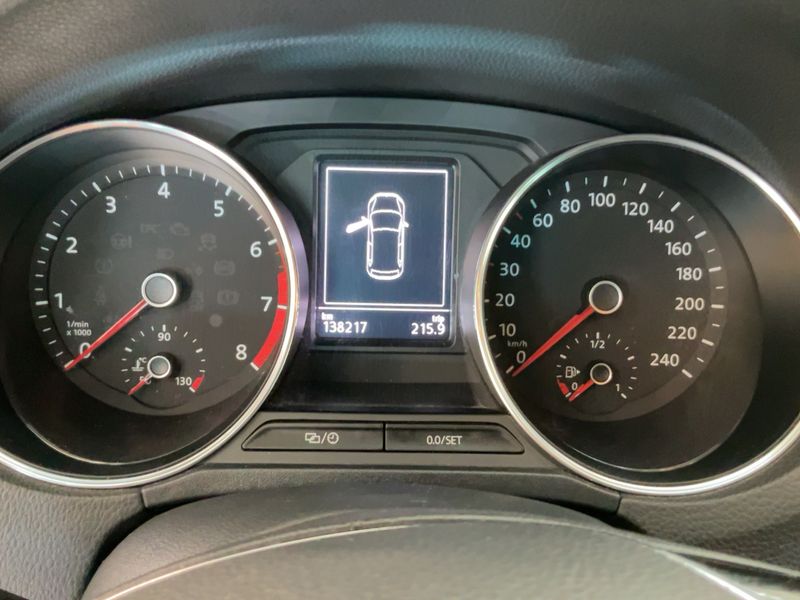 Volkswagen Polo 1.2 TSI Lounge BlueMotion Tech — zdjęcie 13