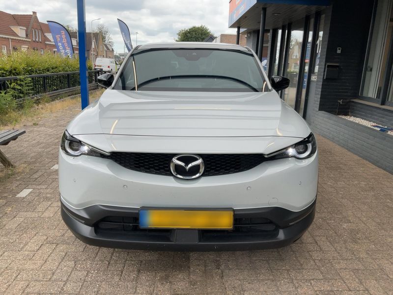 Mazda MX-30 electric drive 107 kW First Edition — zdjęcie 9