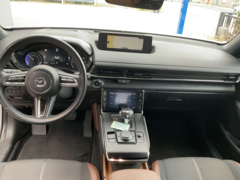Mazda MX-30 electric drive 107 kW First Edition — zdjęcie 12
