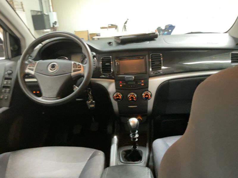 Ssangyong Korando 2.0 Crystal 4x2 — zdjęcie 12