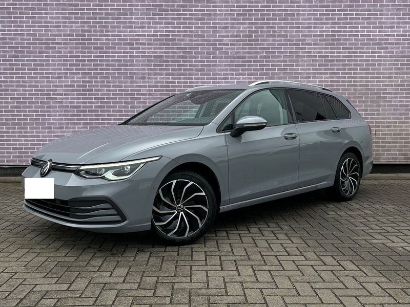 Golf VIII 1.0 eTSI Life