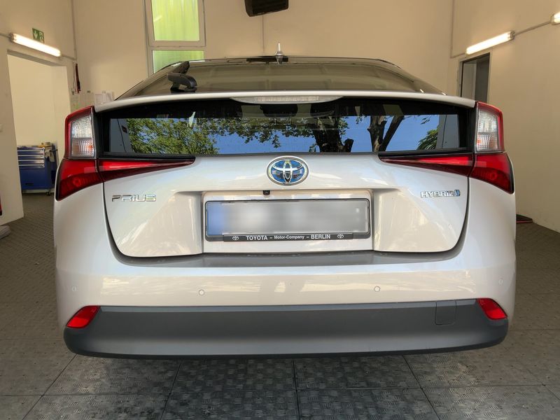 Toyota Prius 1.8 Comfort — zdjęcie 5