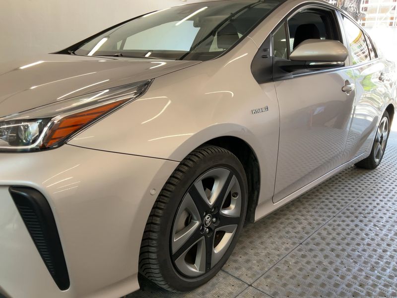 Toyota Prius 1.8 Comfort — zdjęcie 2