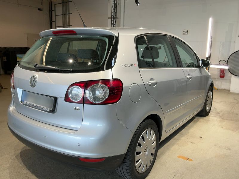 Volkswagen Golf V Plus 1.6 Tour 2007 – снимка 8