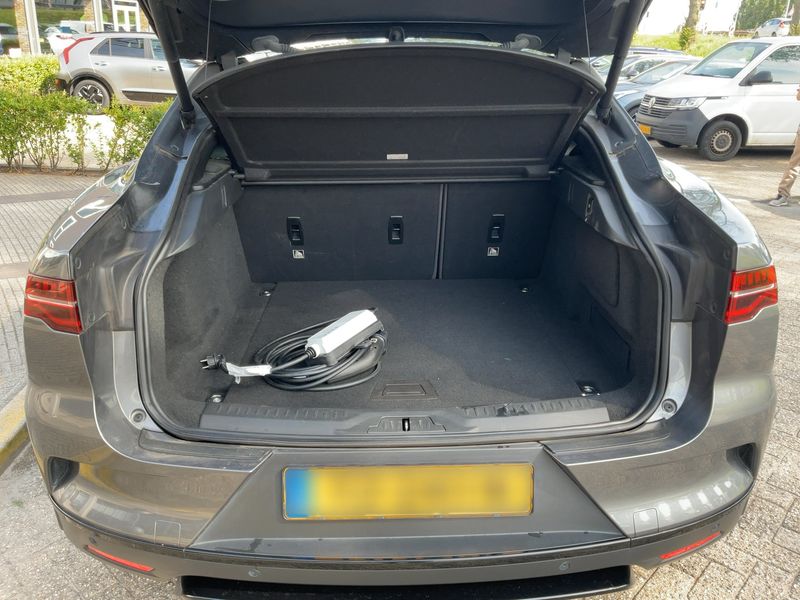 Jaguar I-Pace electric drive 294 kW First Edition — zdjęcie 10