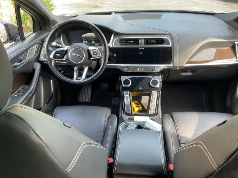 Jaguar I-Pace electric drive 294 kW First Edition — zdjęcie 12