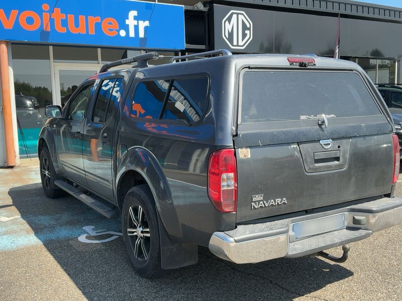 Nissan Navara Pick-up 2.5 dCi Doppelkabine Comfort 4x4 — zdjęcie 3
