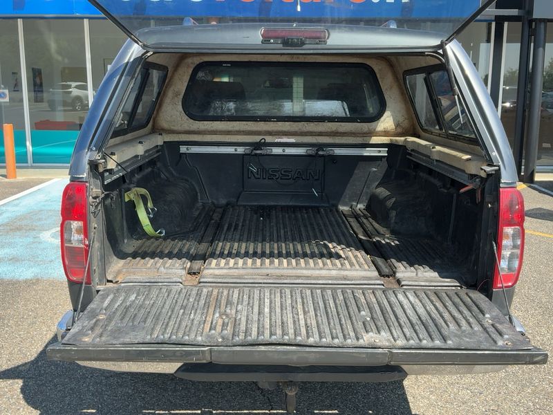 Nissan Navara Pick-up 2.5 dCi Doppelkabine Comfort 4x4 — zdjęcie 10