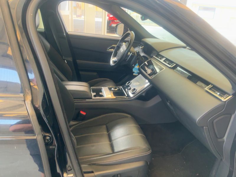 Land Rover Range Rover Velar 2.0 Diesel S R-Dynamic — zdjęcie 11