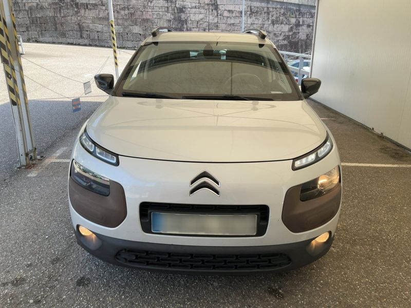 Citroen C4 Cactus 1.6 e-HDi Shine — zdjęcie 9