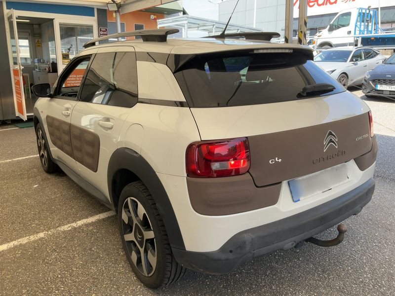 Citroen C4 Cactus 1.6 e-HDi Shine — zdjęcie 3