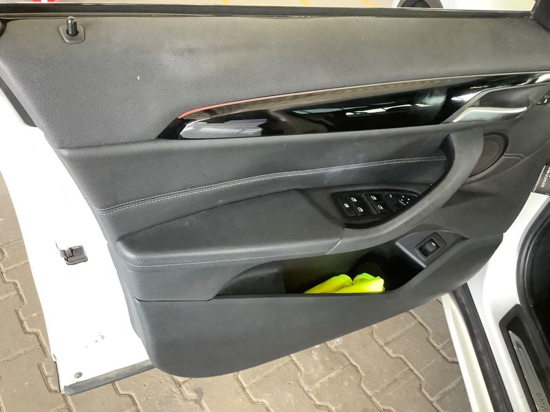 BMW X1 xDrive 20d Sport Line 2015 – снимка 23