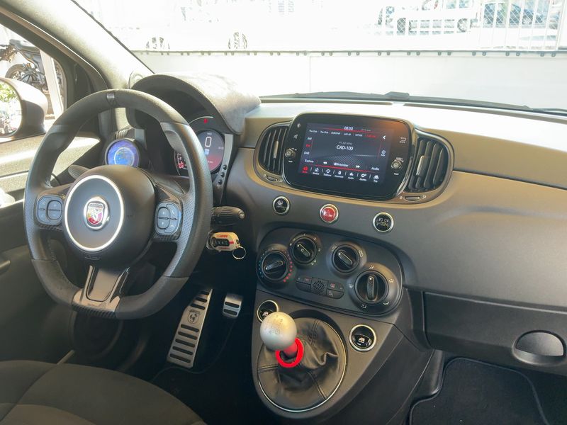 Abarth 695 1.4 Turbo — zdjęcie 12