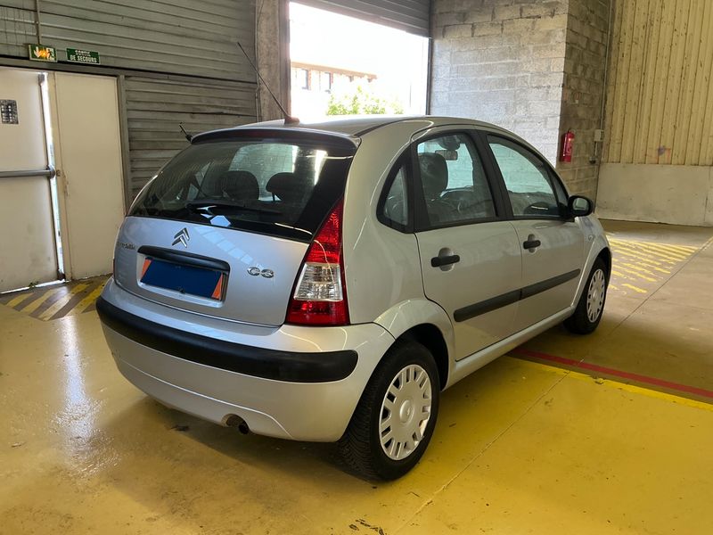 Citroen C3 1.4 Confort — zdjęcie 2