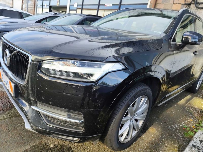 Volvo XC90 2.0 D5 Momentum AWD — zdjęcie 2