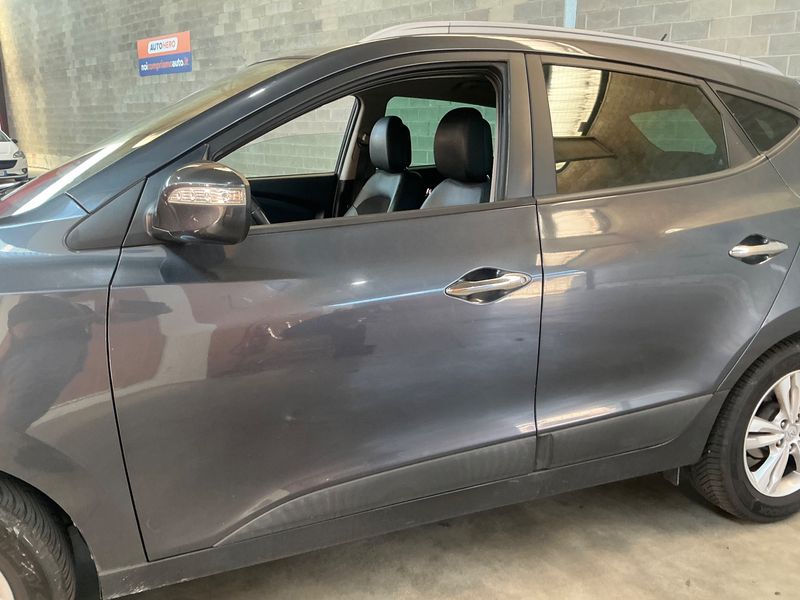Hyundai ix35 1.6 Comfort 2WD — zdjęcie 4