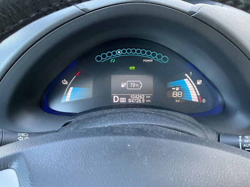 Nissan Leaf electric drive 80 kW Tekna — zdjęcie 13