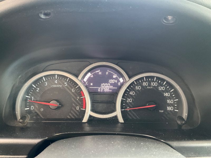 Suzuki Jimny 1.3 Evolution — zdjęcie 13