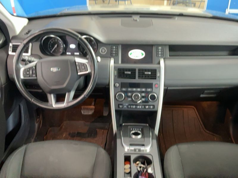 Land Rover Discovery Sport 2.0 Td4 SE AWD — zdjęcie 12