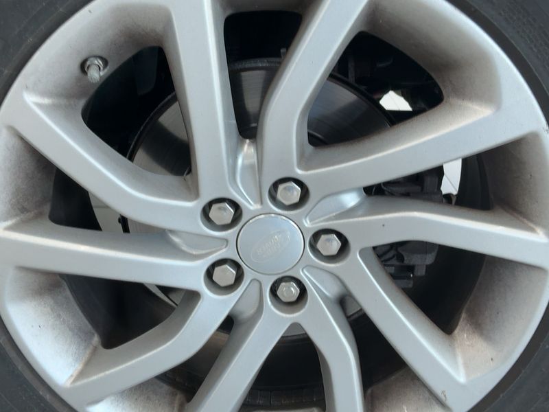 Land Rover Discovery Sport 2.0 Td4 SE AWD 2019 – снимка 5