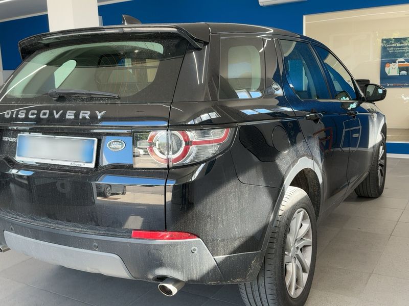 Land Rover Discovery Sport 2.0 Td4 SE AWD — zdjęcie 6