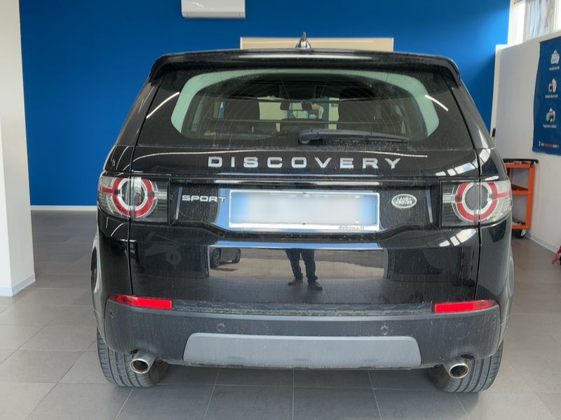 Land Rover Discovery Sport 2.0 Td4 SE AWD — zdjęcie 5