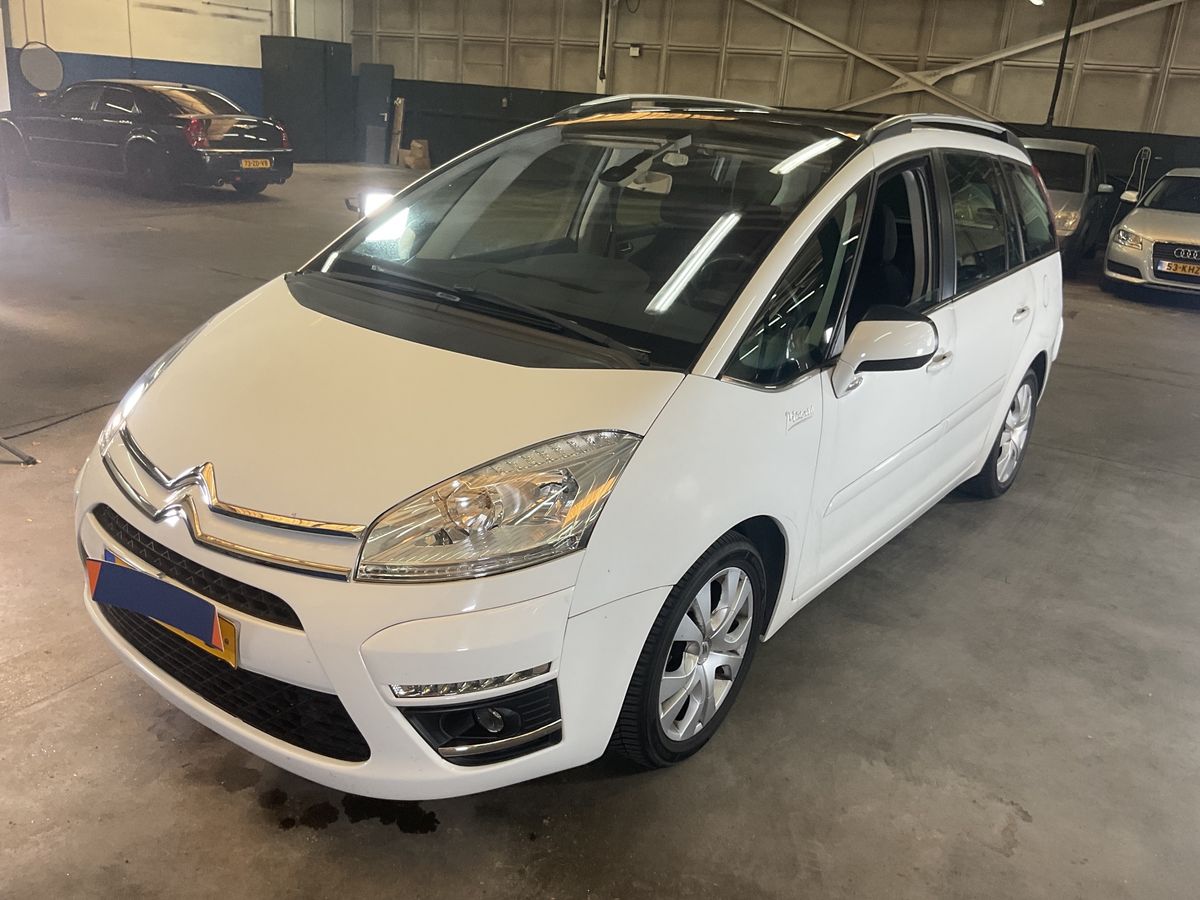 Citroen C4 2011 — photo 1