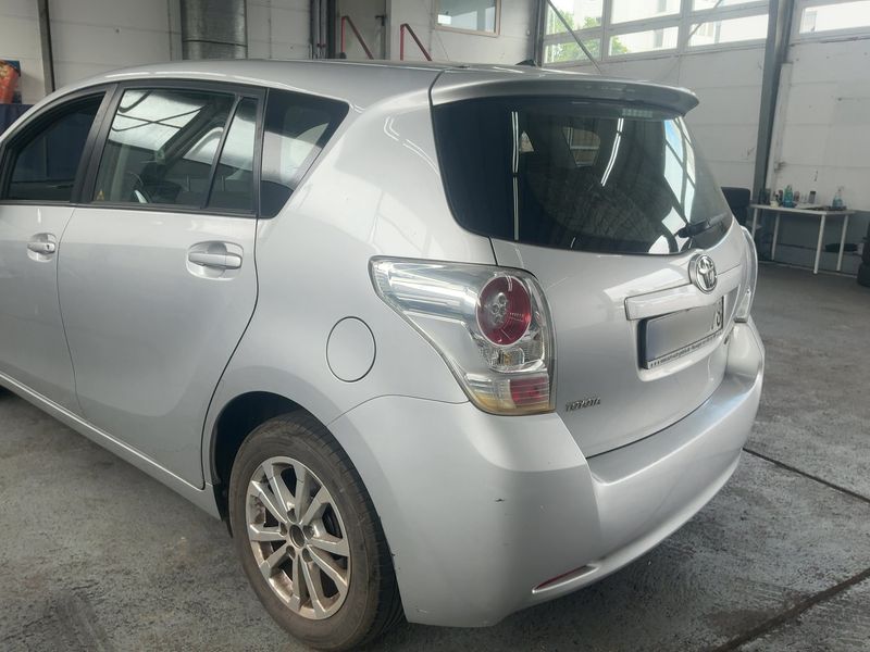 Toyota Verso 1.8 Edition — zdjęcie 3