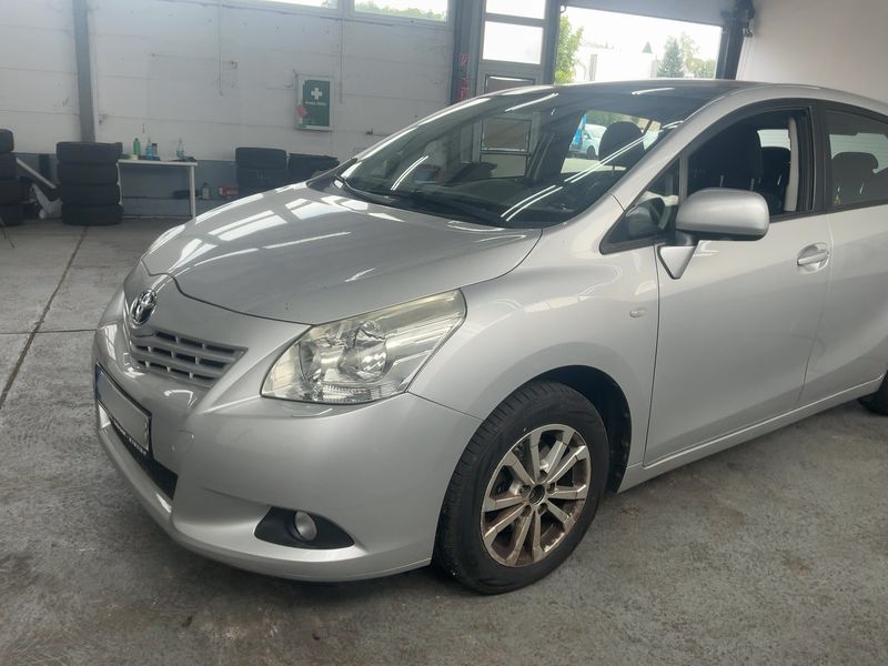 Toyota Verso 1.8 Edition — zdjęcie 2