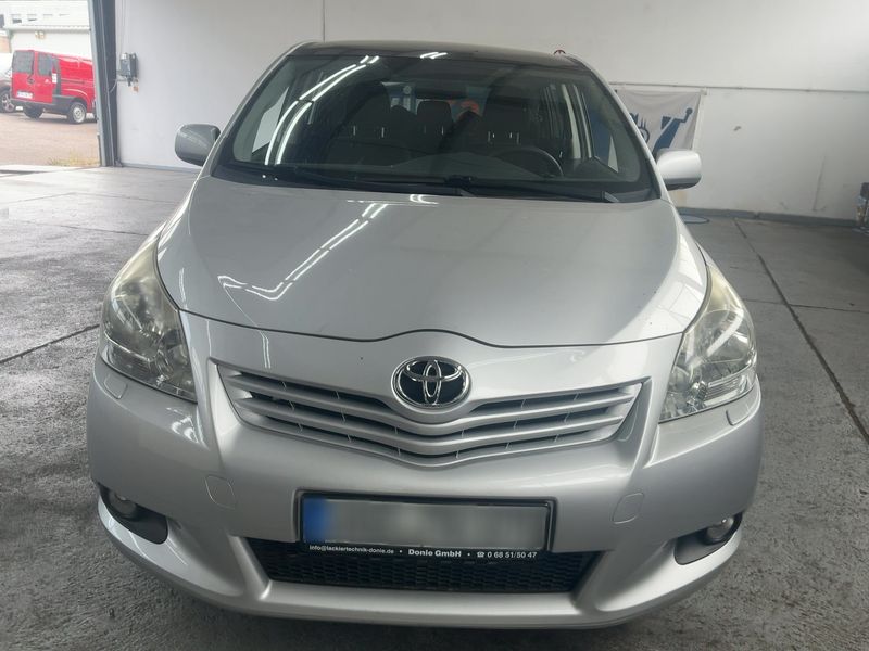 Toyota Verso 1.8 Edition — zdjęcie 9