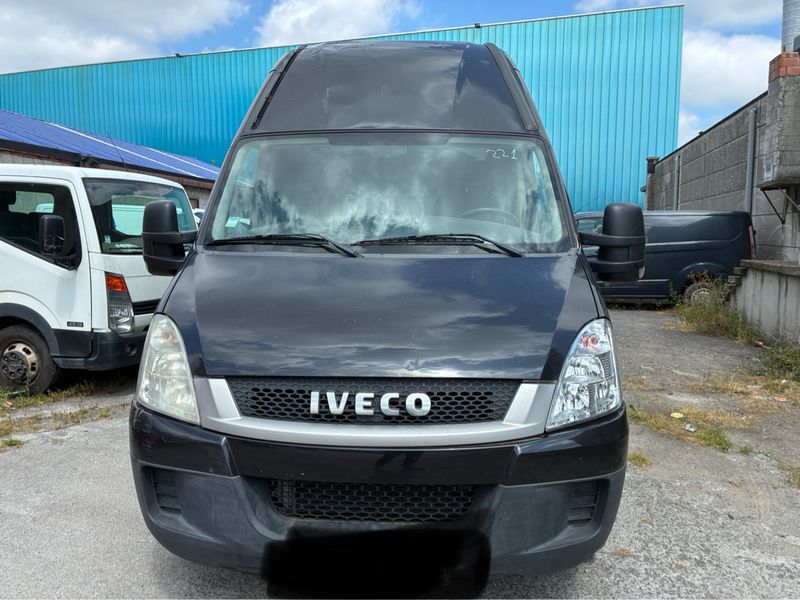 Iveco Daily 3.0 Diesel Ka 35 C Radstand 3000L — zdjęcie 7